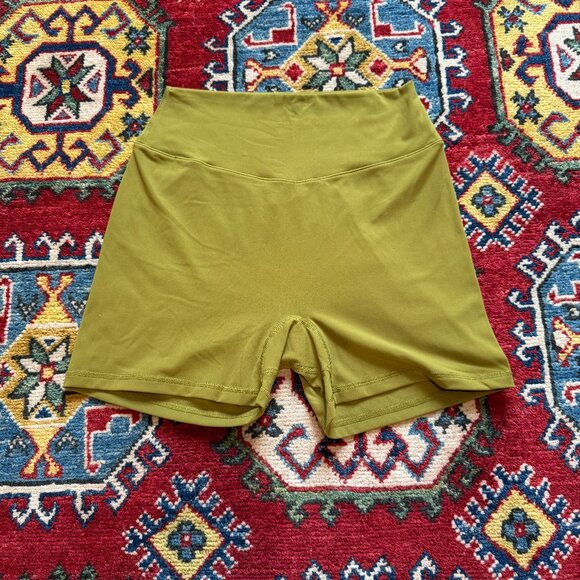 Buffbunny ultra high rise short shorts (4" inseam) olive green workout - Picture 1 of 2